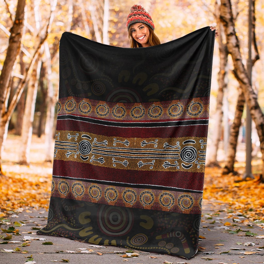 blanket-aboriginal-dot-panting-art-horizontal-lines