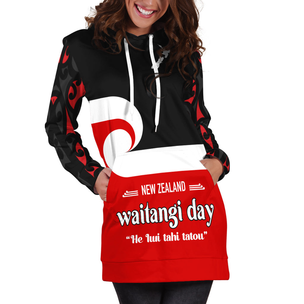 custom-personalised-waitangi-day-hoodie-dress-maori-fern-and-tino-rangatiratanga-flag