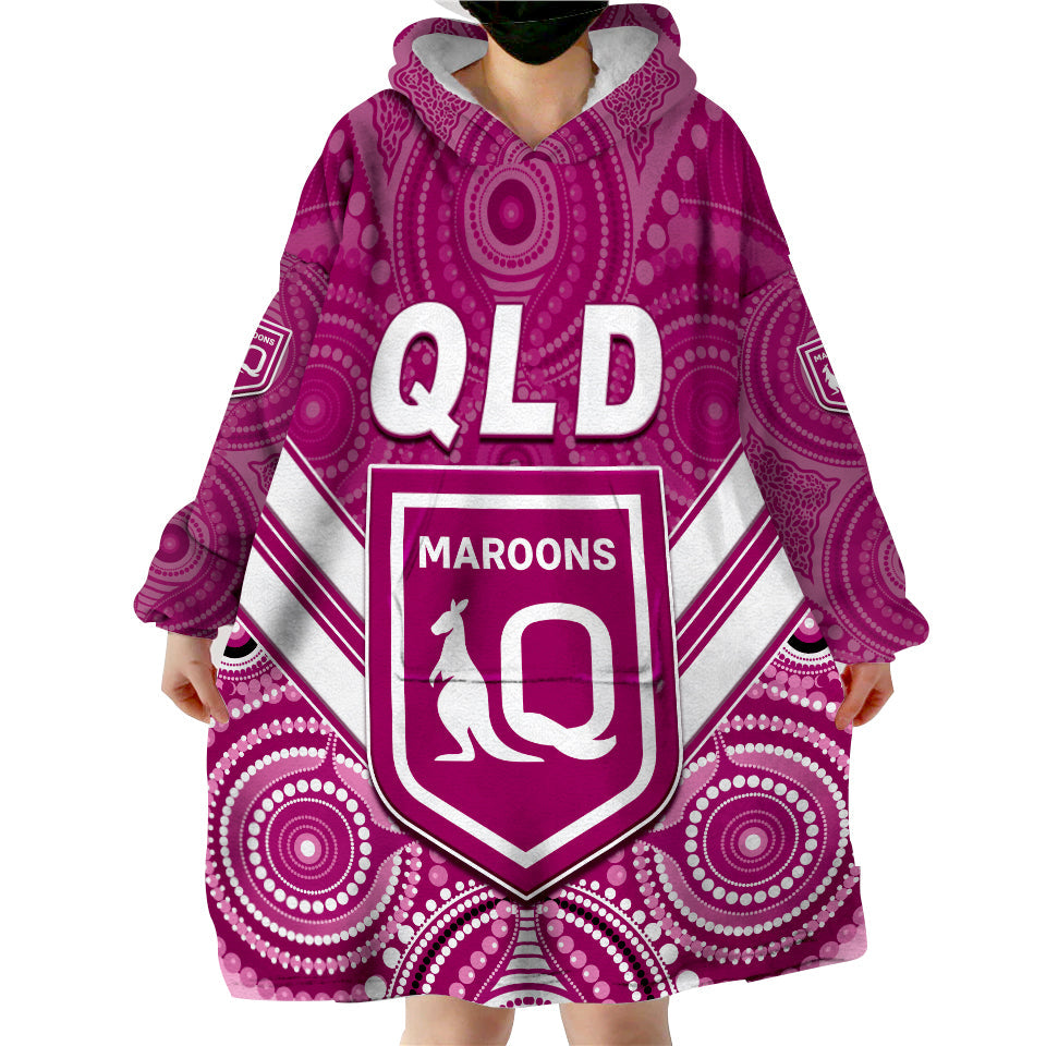 custom-text-and-number-maroons-rugby-wearable-blanket-hoodie-aboriginal-queensland-origin-lt13