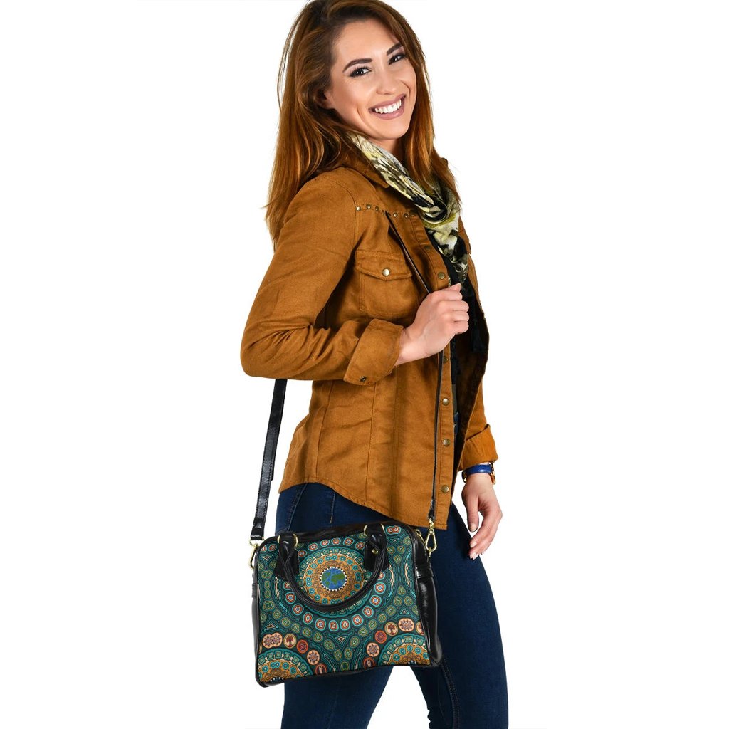 Shoulder Handbag - Aboriginal Green Dot Painting With Earth - Vibe Hoodie