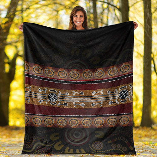 blanket-aboriginal-dot-panting-art-horizontal-lines