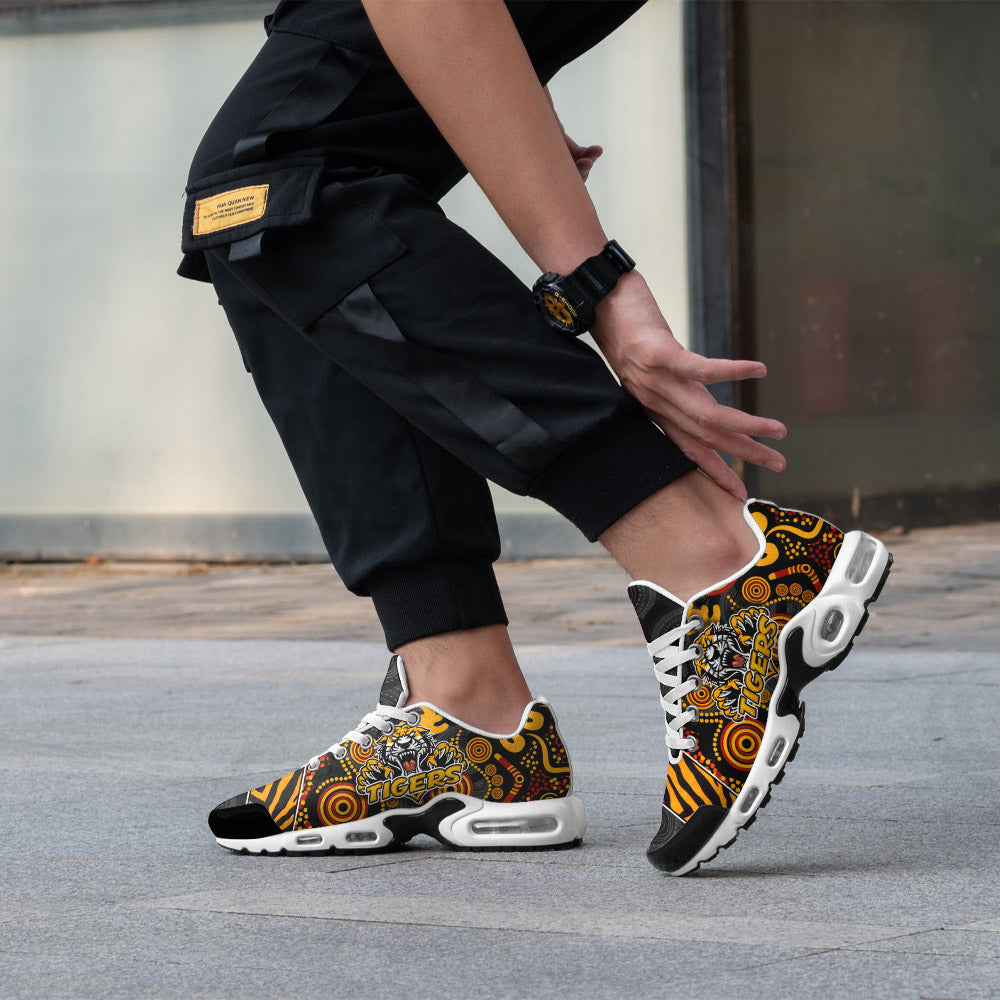 tigers-rugby-cushion-shoes-tiger-rugby-aboriginal-pattern-cushion-running-shoes
