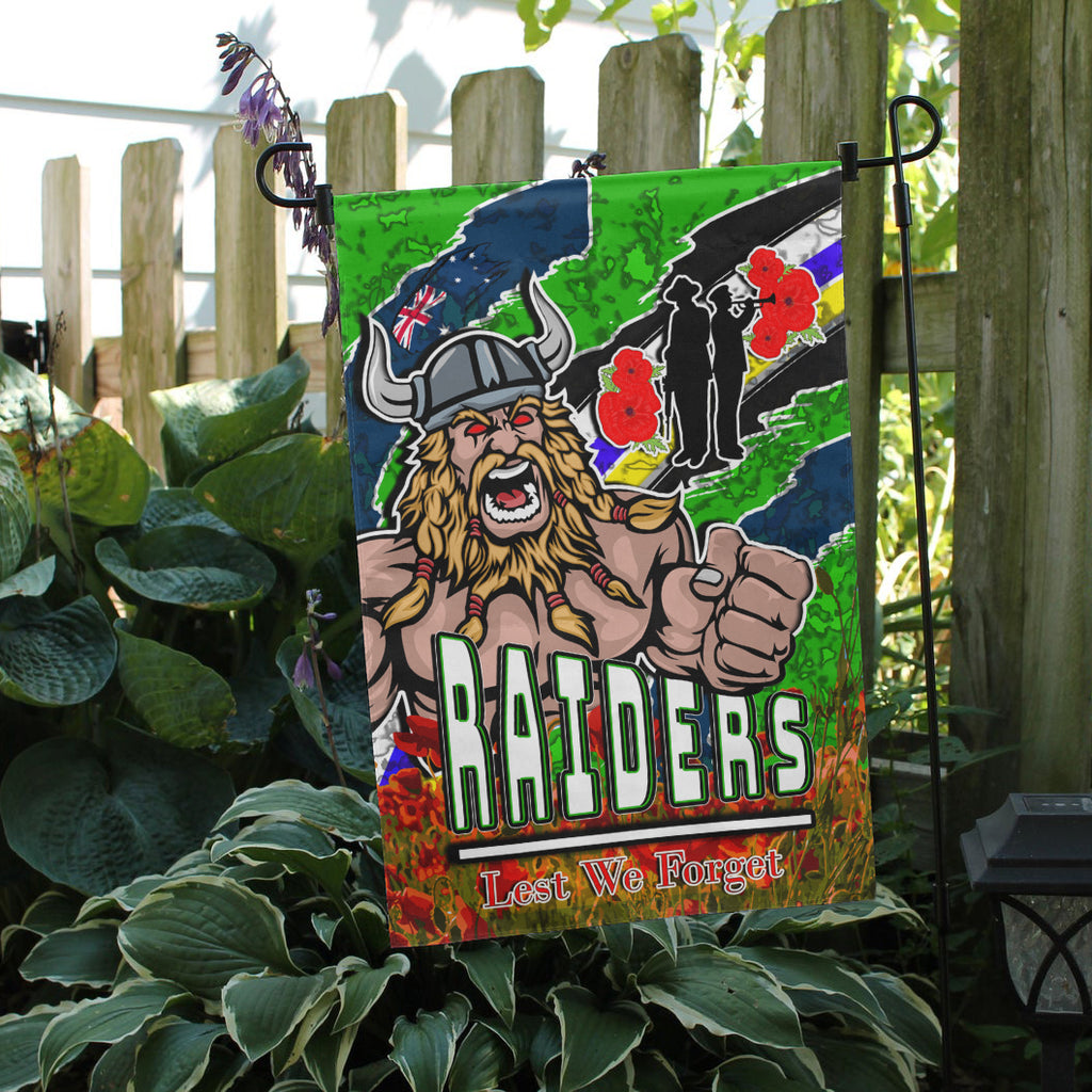 raider-rugby-flag-raider-lest-we-forget-and-poppies-flag