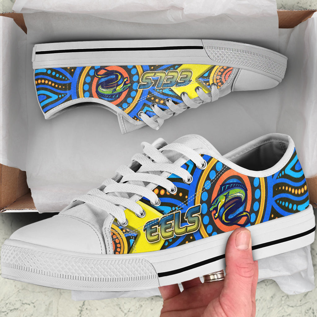 eels-rugby-low-top-shoes-electric-eel-with-aboriginal-patterns