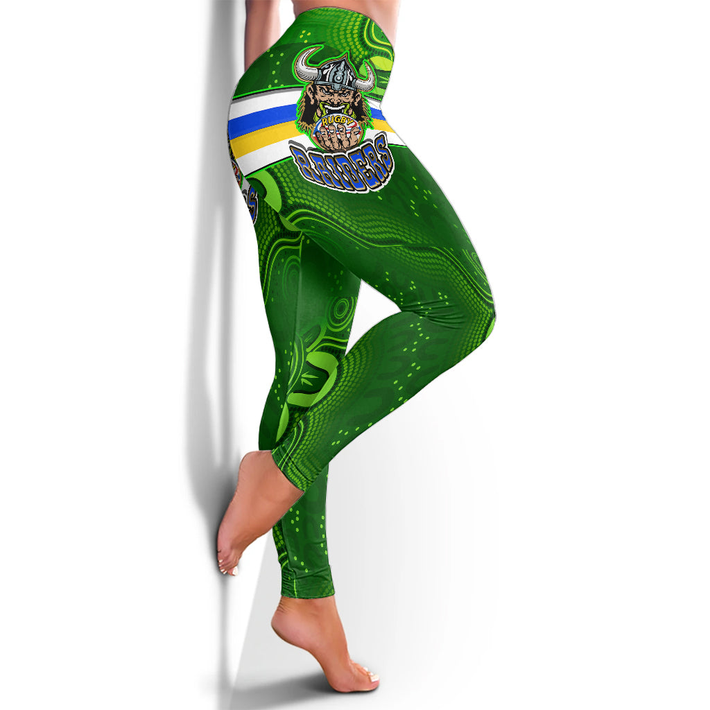 raiders-rugby-leggings-raiders-holding-ball-in-hand-with-dot-art-aboriginal-background-leggings