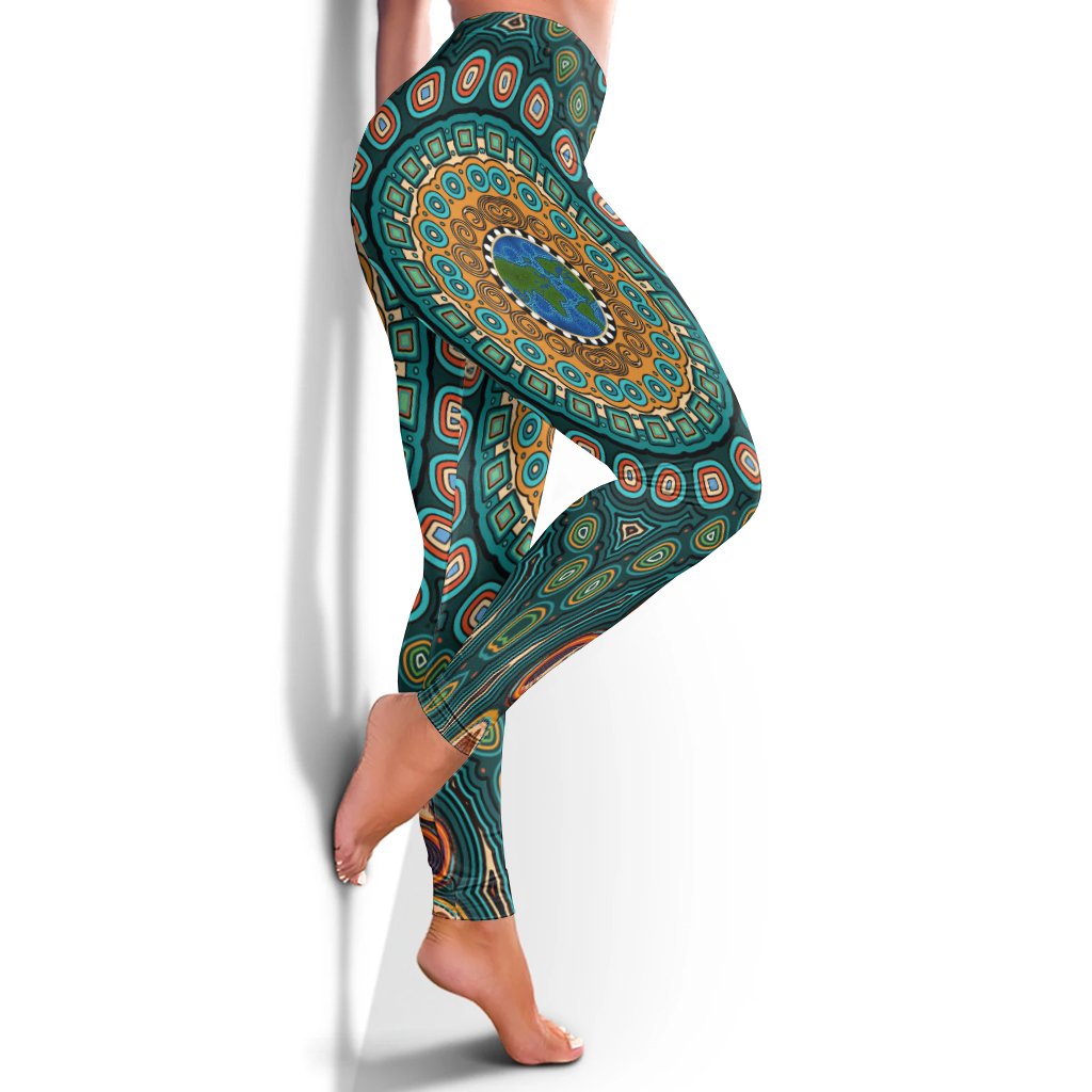 leggings-aboriginal-green-dot-painting-with-earth