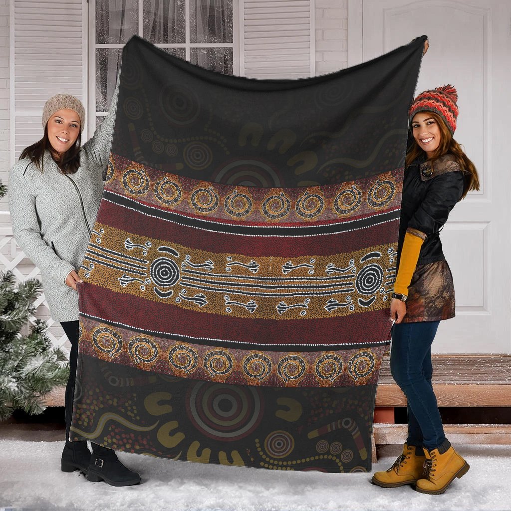 blanket-aboriginal-dot-panting-art-horizontal-lines