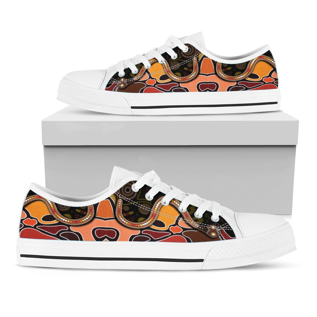 low-top-shoes-aboriginal-snake-with-dot-painting