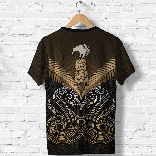 maori-manaia-new-zealand-t-shirt-gold