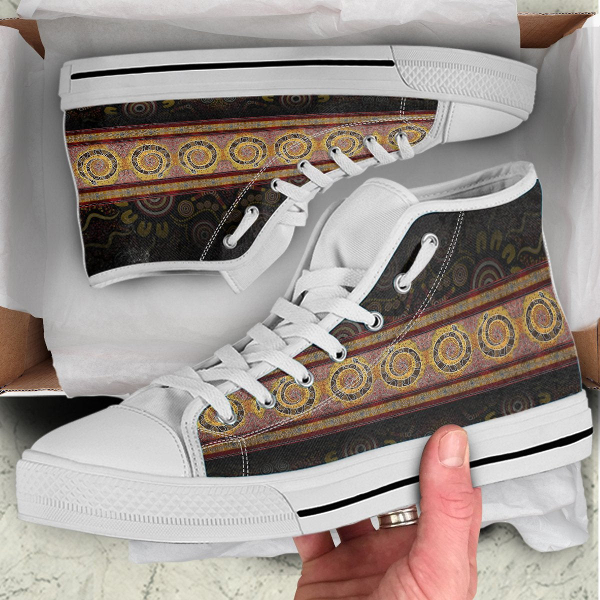 high-top-snake-dot-panting-art