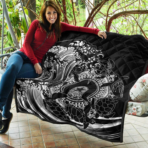 aboriginal-premium-quilt-torres-strait-islands-in-wave-black