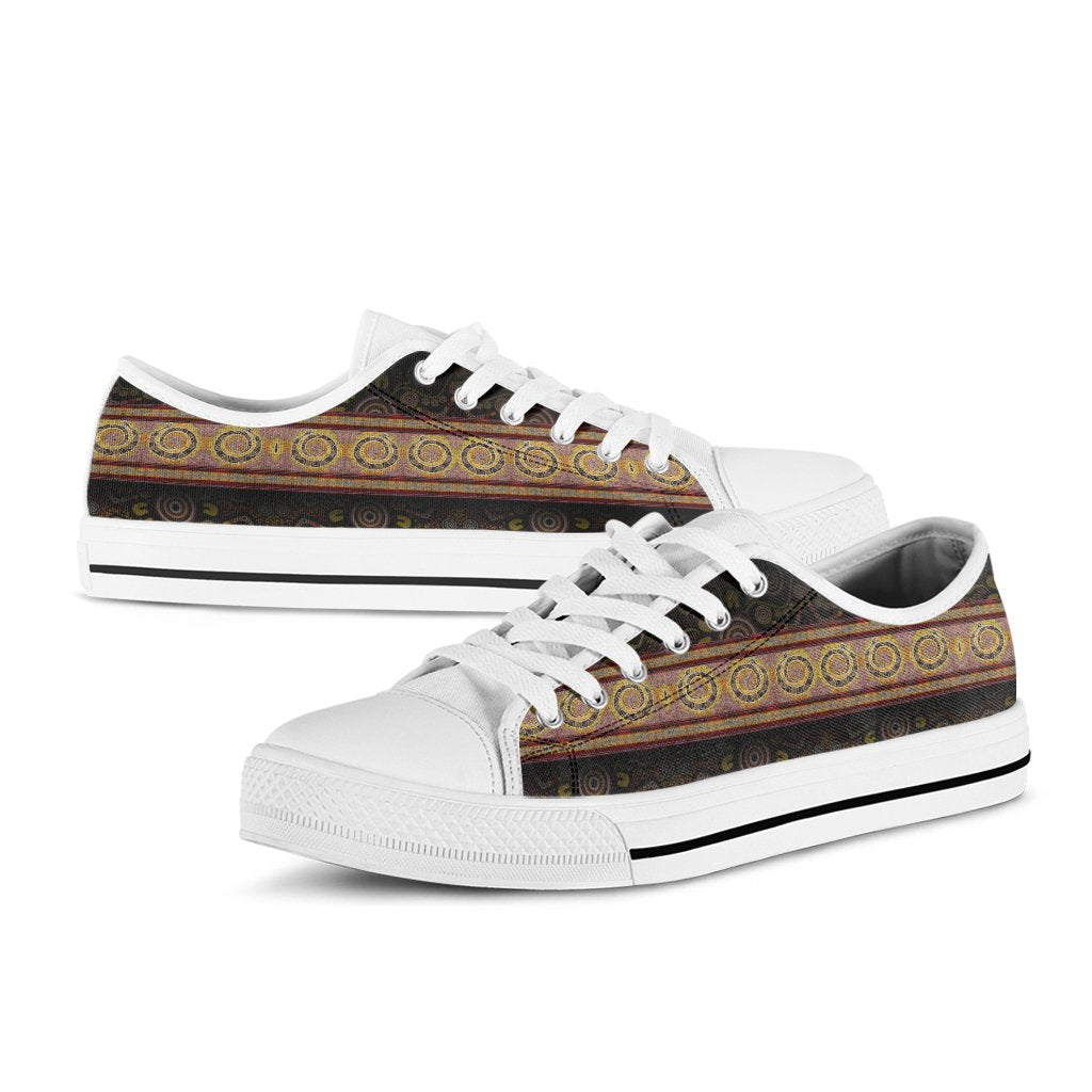 low-top-snake-dot-panting-art