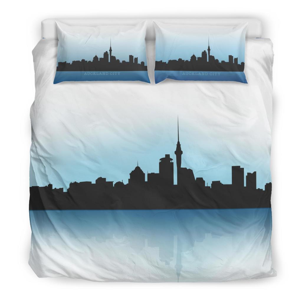 auckland-city-skyline-new-zealand-white