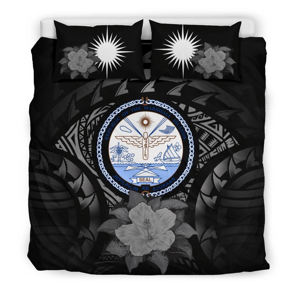 marshall-island-gray-hibiscus-bedding-set