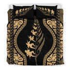 new-zealand-haka-fern-bedding-set-gold