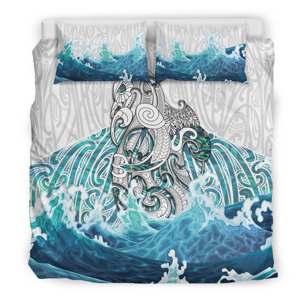 maori-manaia-the-blue-sea-bedding-set-white