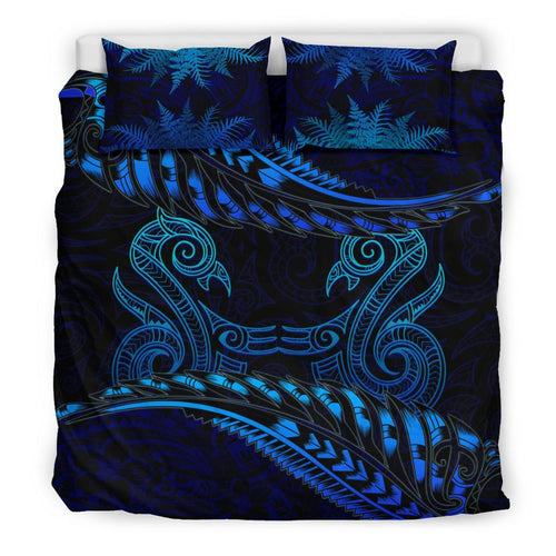 aotearoa-bedding-set-blue-maori-manaia-with-silver-fern