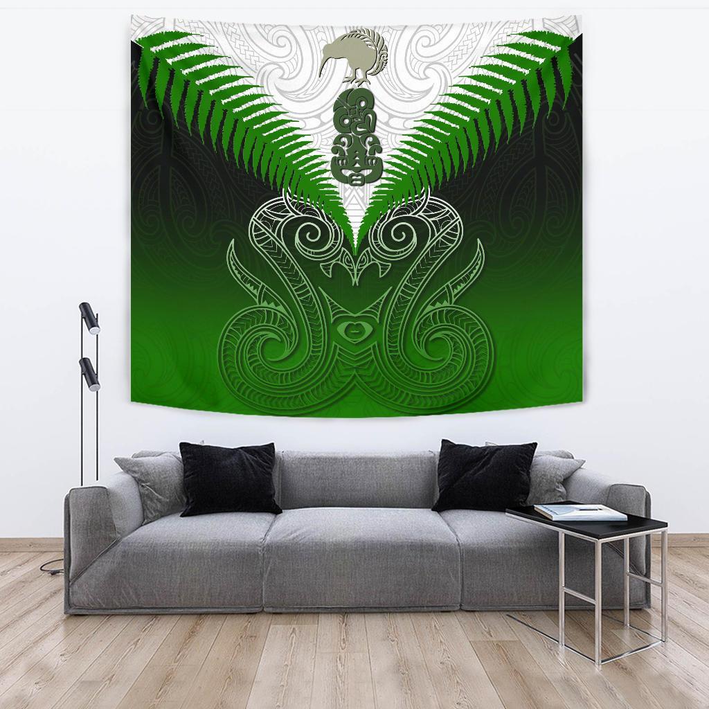maori-manaia-new-zealand-tapestry-green