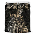 maori-tattoo-with-map-new-zealand-bedding-set
