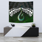 new-zealand-maori-tapestry-poutama-hei-matau-paua-shell