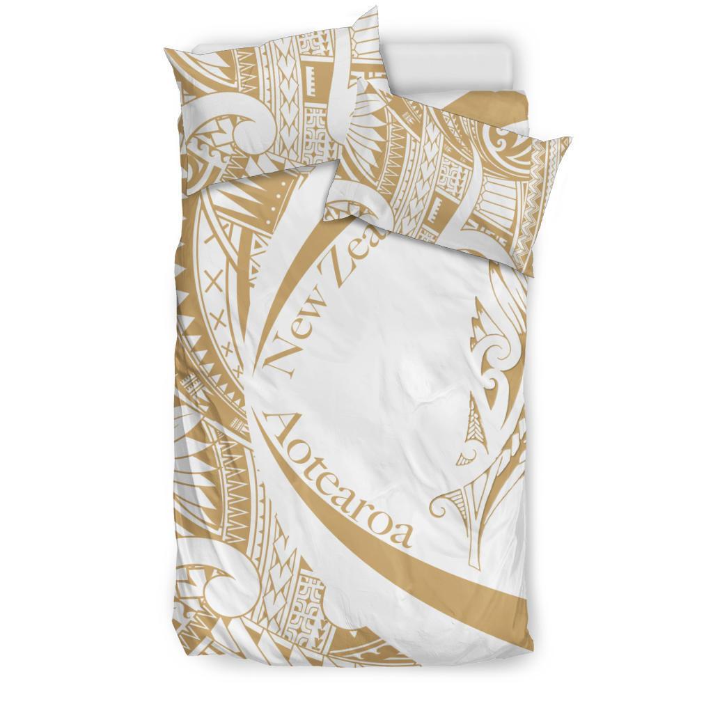 new-zealand-silver-fern-bedding-set-maori-tattoo-circle-style-white