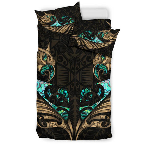 new-zealand-bedding-set-manaia-paua-fern-wing-gold