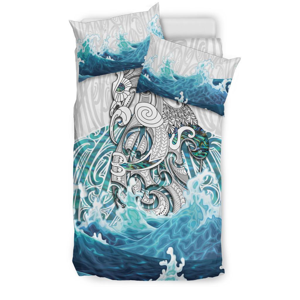 maori-manaia-the-blue-sea-bedding-set-white