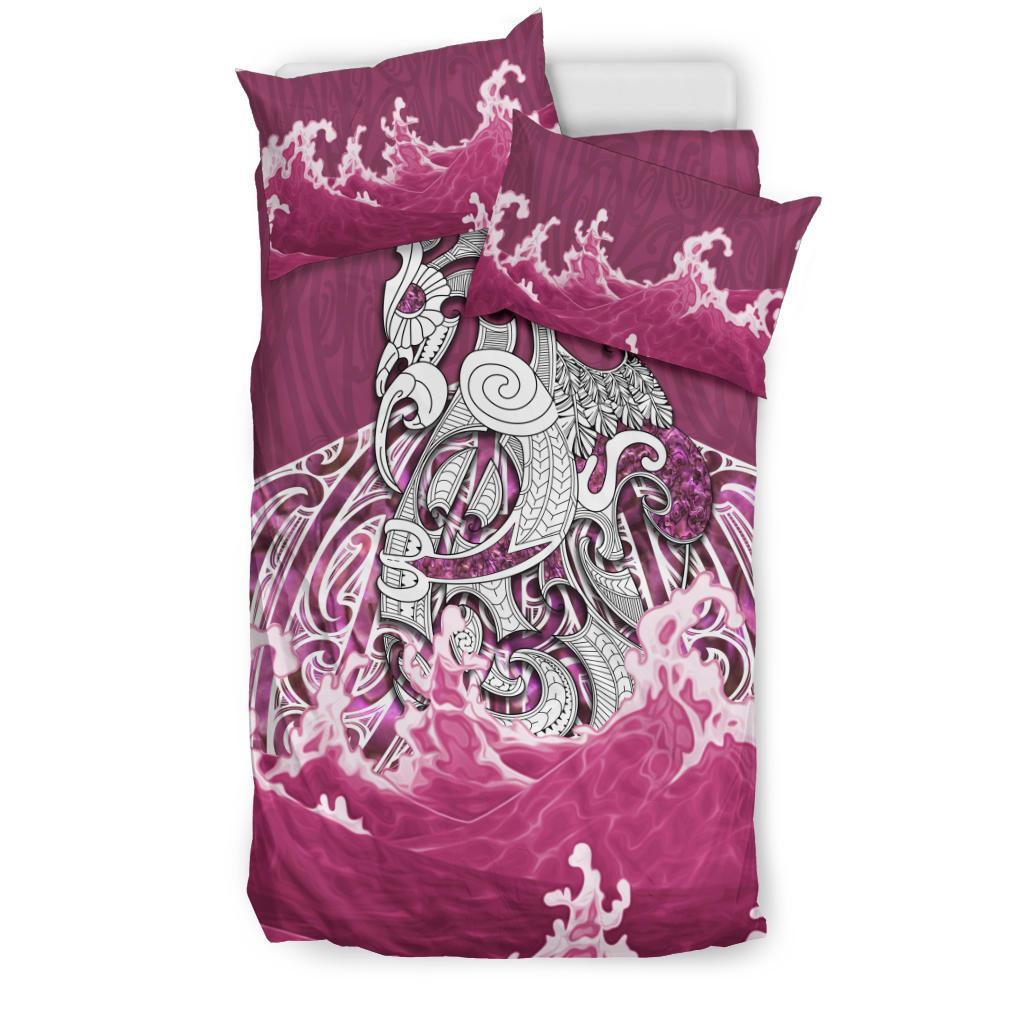 maori-manaia-the-pink-sea-bedding-set