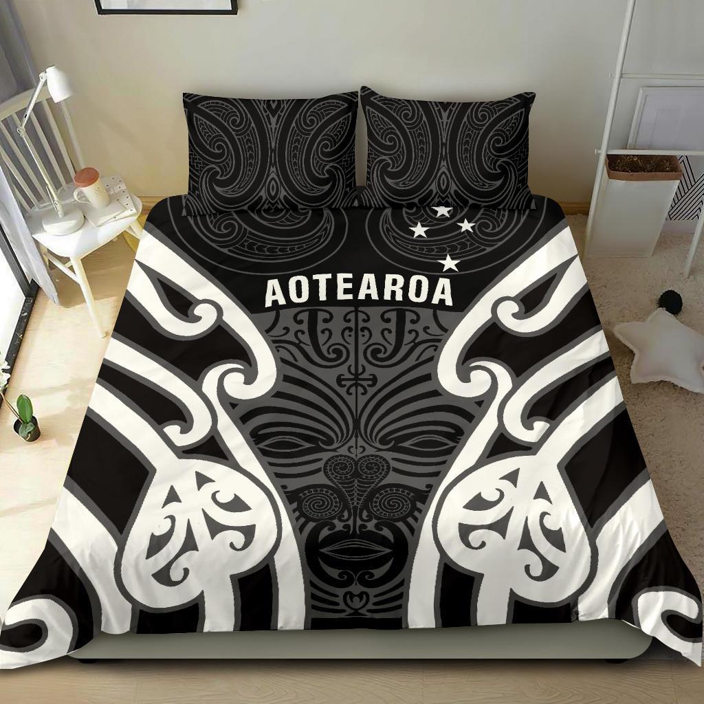 aotearoa-bedding-set-maori-moko-black-white