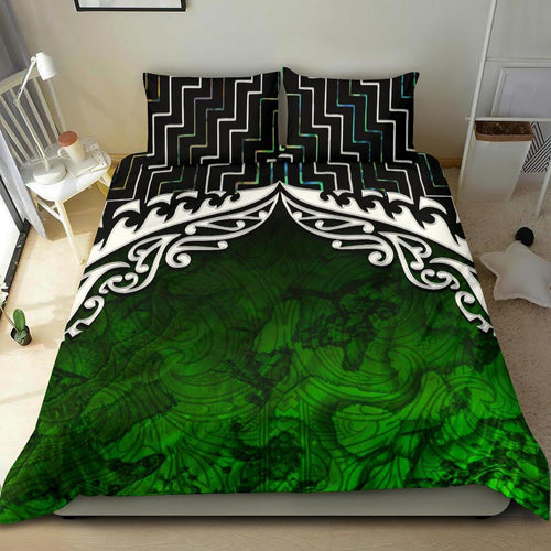 new-zealand-maori-silver-fern-poutama-bedding-set