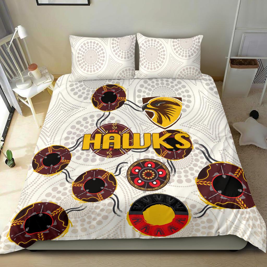 hawthorn-bedding-set-hawks-indigenous-white