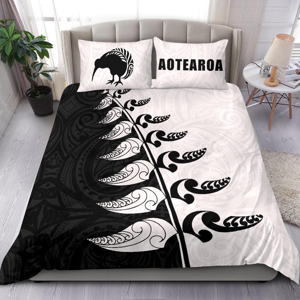 new-zealand-aotearoa-koru-fern-kiwi-bedding-set-black-white