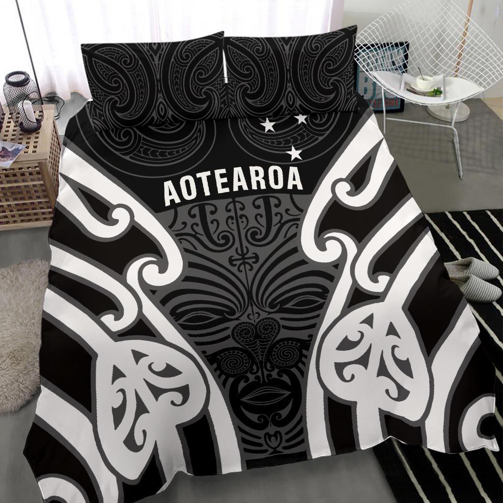 aotearoa-bedding-set-maori-moko-black-white