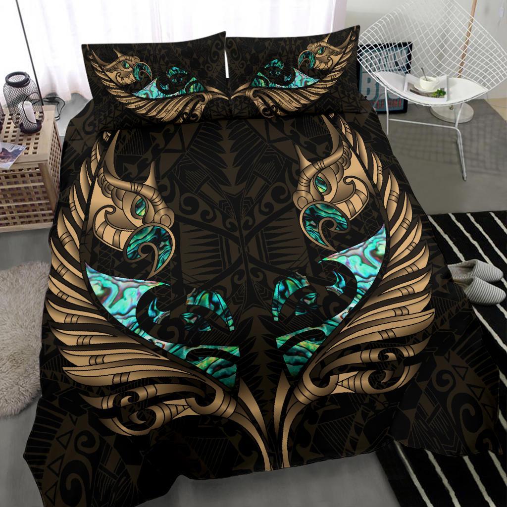 new-zealand-bedding-set-manaia-paua-fern-wing-gold