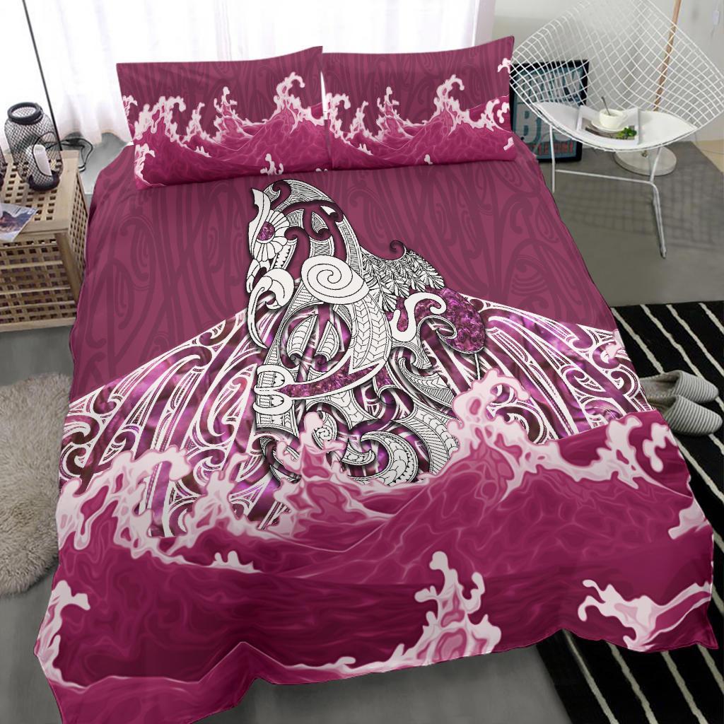 maori-manaia-the-pink-sea-bedding-set