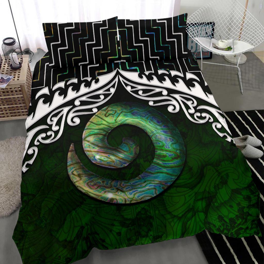 new-zealand-maori-koru-poutama-bedding-set