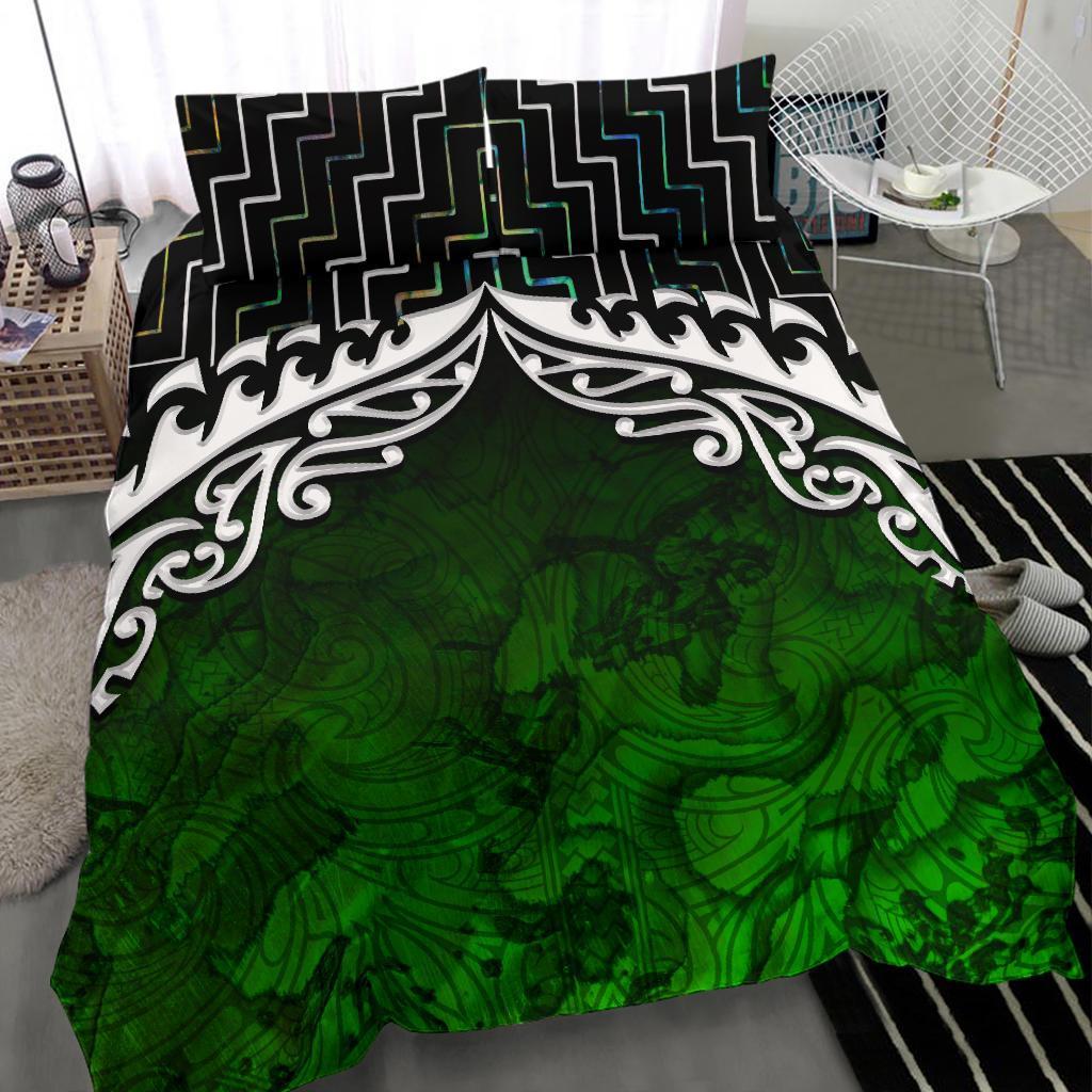 new-zealand-maori-silver-fern-poutama-bedding-set
