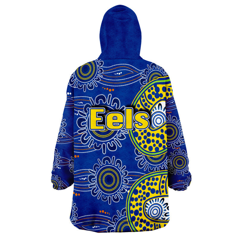 eels-rugby-wearable-blanket-hoodie
