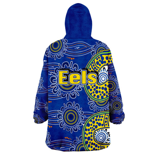 eels-rugby-wearable-blanket-hoodie