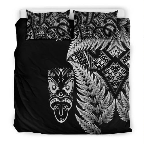 new-zealand-haka-rugby-maori-bedding-set-silver-fern-vibes-black