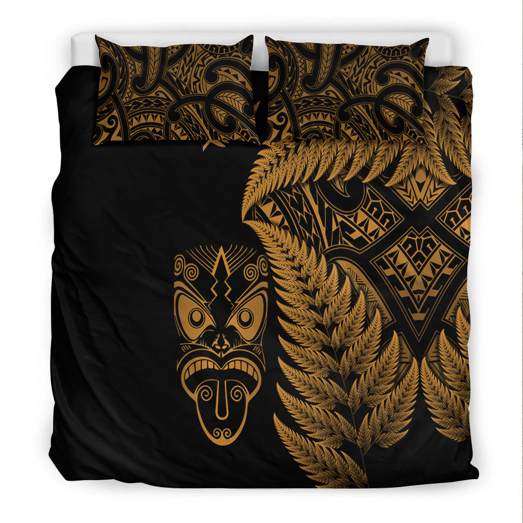 new-zealand-haka-rugby-maori-bedding-set-silver-fern-vibes-gold