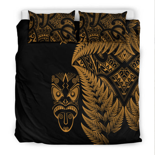 new-zealand-haka-rugby-maori-bedding-set-silver-fern-vibes-gold