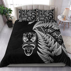 new-zealand-haka-rugby-maori-bedding-set-silver-fern-vibes-black