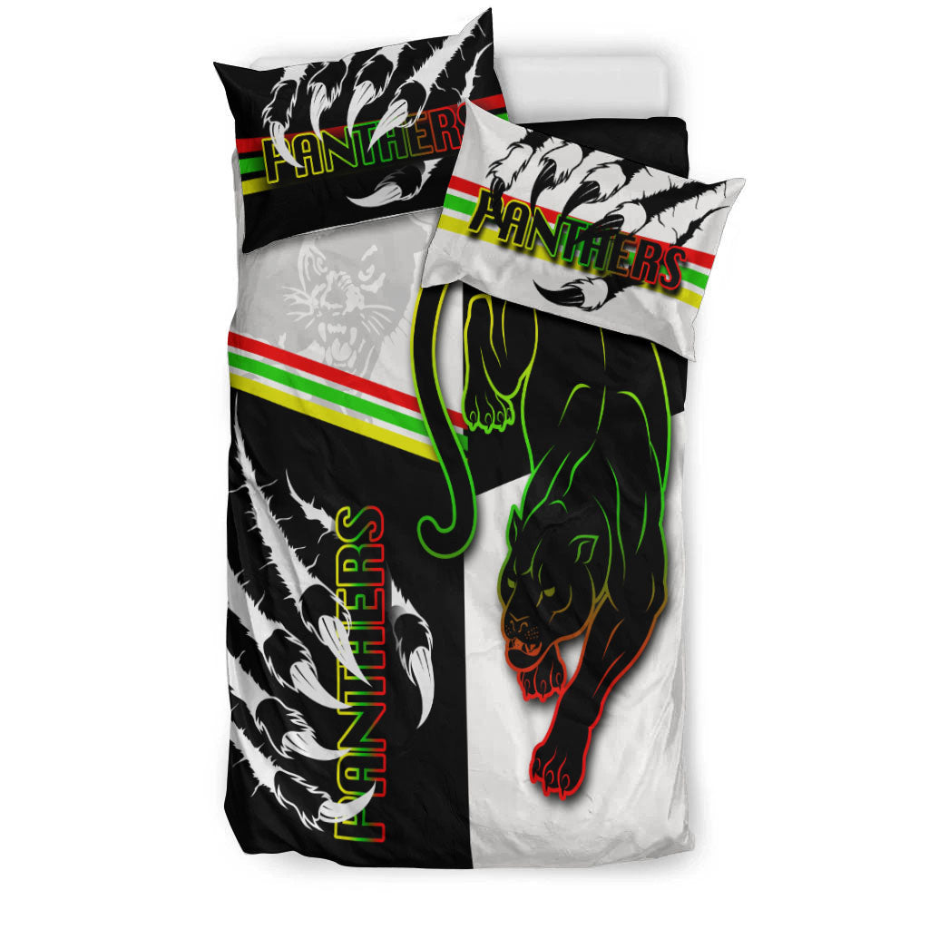 panthers-bedding-set-claws-half-black-white-style
