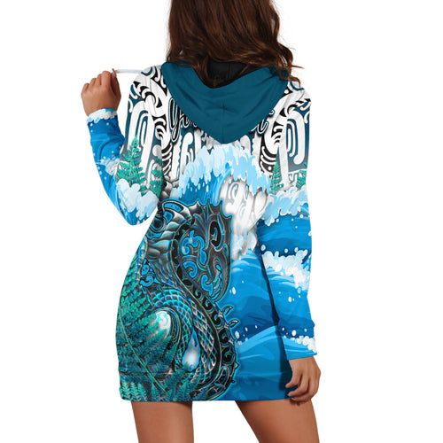custom-personalised-manaia-maori-hoodie-dress-fern-aotearoa-blue-waves