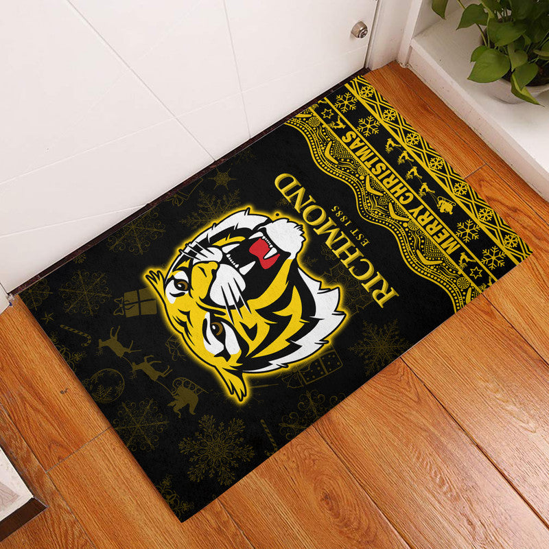 richmond-tigers-unique-winter-season-door-mat-tigers-merry-christmas-no2