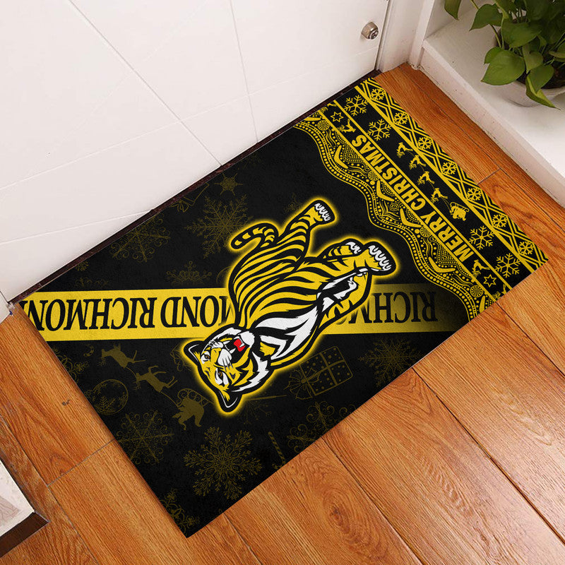 richmond-tigers-unique-winter-season-door-mat-tigers-merry-christmas-no1