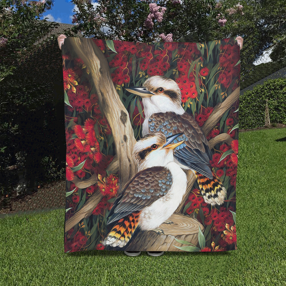 quilt-kookaburra-with-waratah-quilt