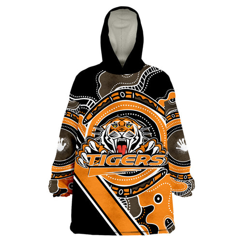 tigers-rugby-wearable-blanket-hoodie-indigenous