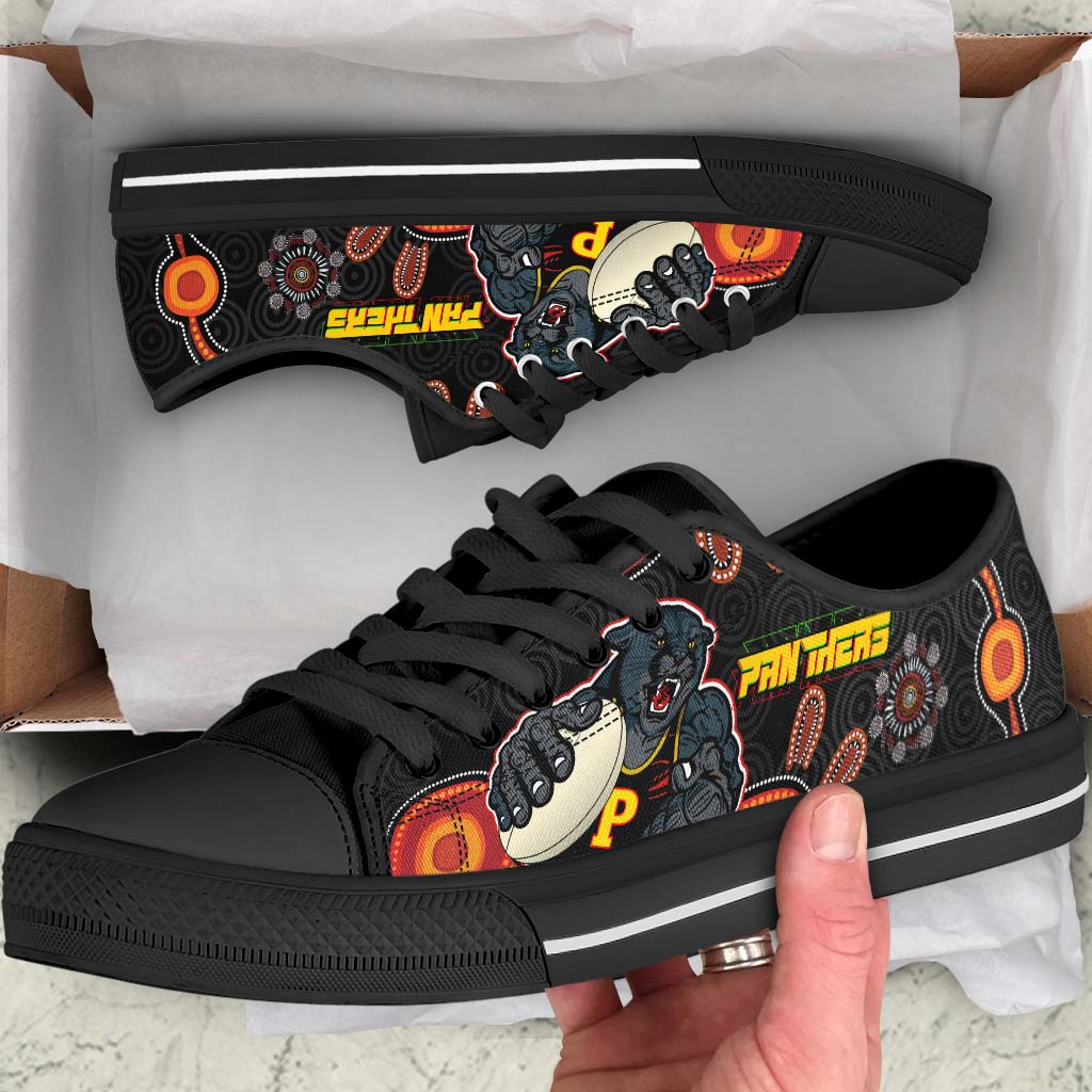 panthers-rugby-low-top-shoes-panthers-aboriginal-with-rugby-ball-indigenous-style-of-dot-painting-traditional